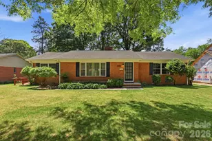 810 Brockbank Rd, Charlotte, NC 28209 - Photo 1