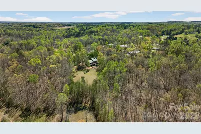 405 Loop Road, Campobello, SC 29322 - Photo 1