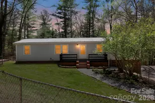 5 Country Rd, Hendersonville, NC 28791 - Photo 1