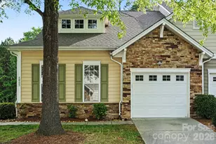 6005 Pale Moss Ln, Charlotte, NC 28269 - Photo 1