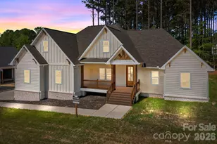 124 Taylors Gdn Wy, Statesville, NC 28625 - Photo 1