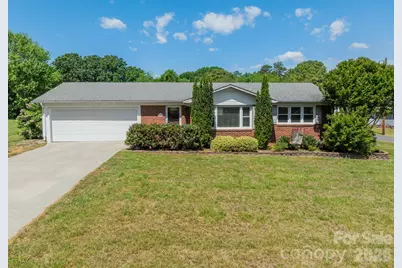 307 Winona Avenue, Kannapolis, NC 28081 - Photo 1