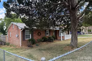 203 Laurel St SE, Valdese, NC 28690 - Photo 1
