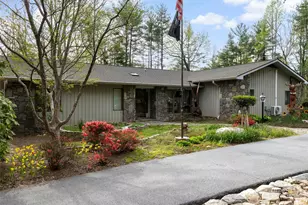 37 Hamilton Dr, Hendersonville, NC 28739 - Photo 1