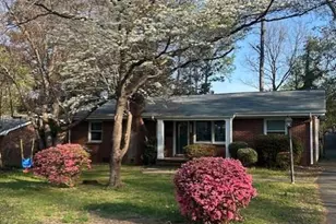 4409 Ivanhoe Pl, Charlotte, NC 28205 - Photo 1