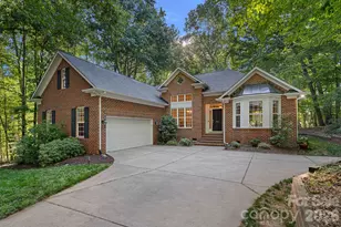 4932 Derbyshire Dr, Charlotte, NC 28270 - Photo 1
