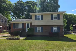 1524 Pondella Dr, Charlotte, NC 28213 - Photo 1