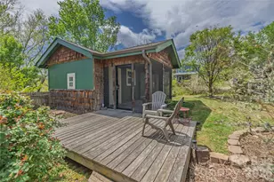 18 Hopedale Cir, Asheville, NC 28806 - Photo 1