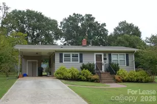 343 19th Ave NE, Hickory, NC 28601 - Photo 1