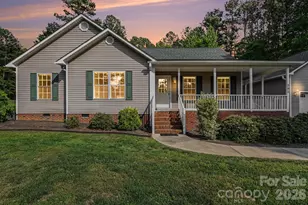 392 Cove Wood Dr, Denton, NC 27239 - Photo 1