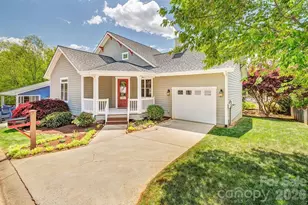 4 Olde Cottage Ln, Asheville, NC 28803 - Photo 1