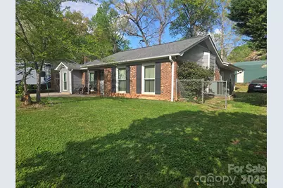 10011 Arbordale Avenue, Charlotte, NC 28215 - Photo 1
