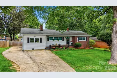 904 15th Street NW, Conover, NC 28613 - Photo 1