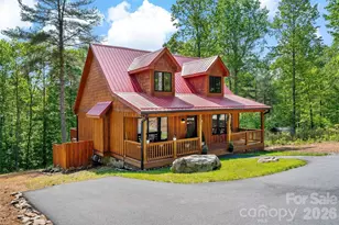 3122 Bear Paw Ave, Valdese, NC 28690 - Photo 1