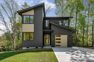 8 Campbell St, Black Mountain, NC 28711 - Photo 1