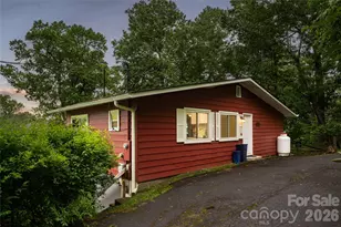 8 N Delano Rd, Asheville, NC 28805 - Photo 1