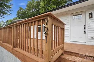 921 Green Cir Dr, Gastonia, NC 28054 - Photo 1