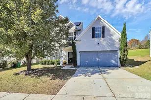 7923 Mossycup Dr, Charlotte, NC 28215 - Photo 1
