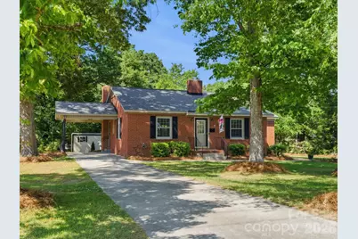 419 Knox Street, Clover, SC 29710 - Photo 1