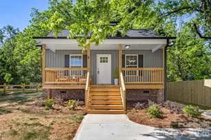 805 Hunter St, York, SC 29745 - Photo 1