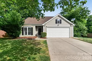 105 N Willow Ct, Mount Holly, NC 28120 - Photo 1