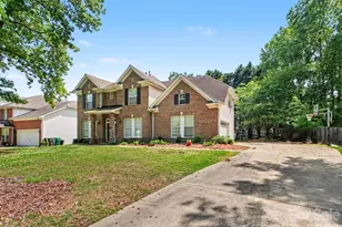 3422 Pasture View Ct, Charlotte, NC 28269 - Photo 1