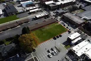 133 N Main St, Kernersville, NC 27284 - Photo 1