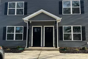 1228 4th St Ln NE, Hickory, NC 28601 - Photo 1