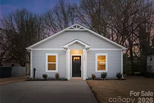 1906 Wilson W Lee Blvd, Statesville, NC 28677 - Photo 1