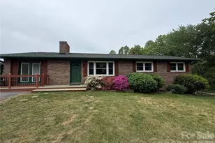 61 Overbrook Dr, Saluda, NC 28773 - Photo 1
