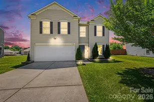 113 McGarty Pl, Mount Holly, NC 28120 - Photo 1
