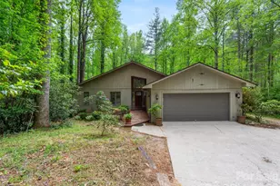 22 Delacy Dr, Hendersonville, NC 28739 - Photo 1