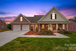 217 Dell Cir, Hudson, NC 28638 - Photo 1