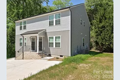 584 Pleasant Avenue, Kannapolis, NC 28081 - Photo 1