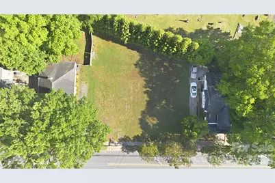 424 W 2nd Avenue, Gastonia, NC 28052 - Photo 1