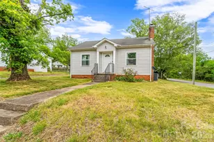 117 North St, Morganton, NC 28655 - Photo 1