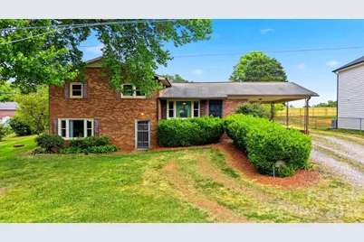 1329 33rd Street SE, Conover, NC 28613 - Photo 1
