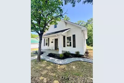 315 W Lowrance Avenue, Mooresville, NC 28115 - Photo 1