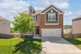 348 Tavernier Ln, Candler, NC 28715 - Photo 1