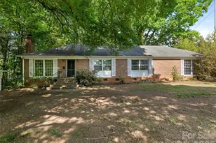 4701 Aspen Ct, Charlotte, NC 28210 - Photo 1