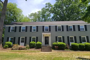 557 Wakefield Dr, Charlotte, NC 28209 - Photo 1