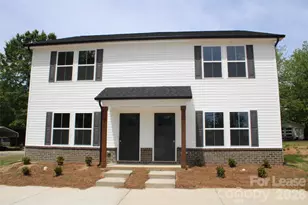 574 W Park Ave, Mooresville, NC 28115 - Photo 1