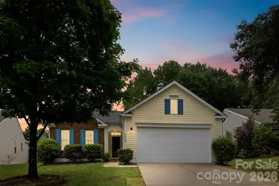 1528 Oakdale Green Drive, Charlotte, NC 28216 - Photo 1