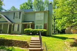 3908 Briarhill Dr, Charlotte, NC 28215 - Photo 1
