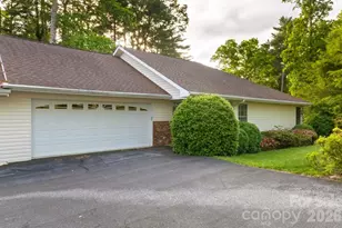 108 BridgetteÂ loop Rd, Hendersonville, NC 28791 - Photo 1