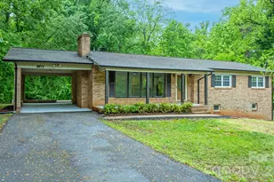 1871 Crestview Dr, Newton, NC 28658 - Photo 1