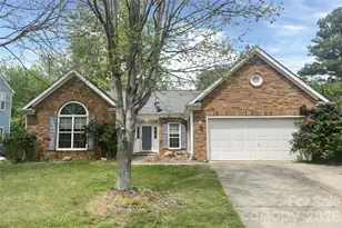 8418 Red Cypress Ct, Charlotte, NC 28216 - Photo 1