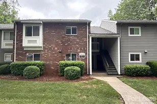 2800 Heathstead Place, Charlotte, NC 28210 - Photo 1