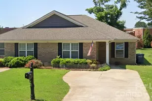 712 E Catawba St, Belmont, NC 28012 - Photo 1