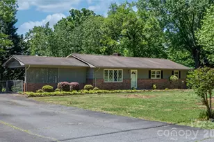 1328 Amherst Rd, Morganton, NC 28655 - Photo 1